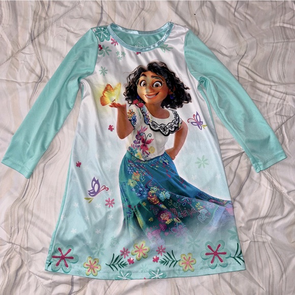 4/$20 Disney Encanto Mirabel Nightgown - Picture 1 of 7